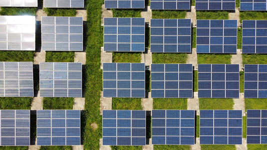 What are the advantages and disadvantages of solar energy?